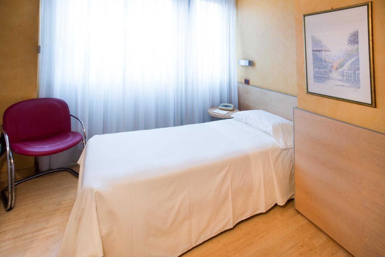 Hotel Alexandra Турин Экстерьер фото