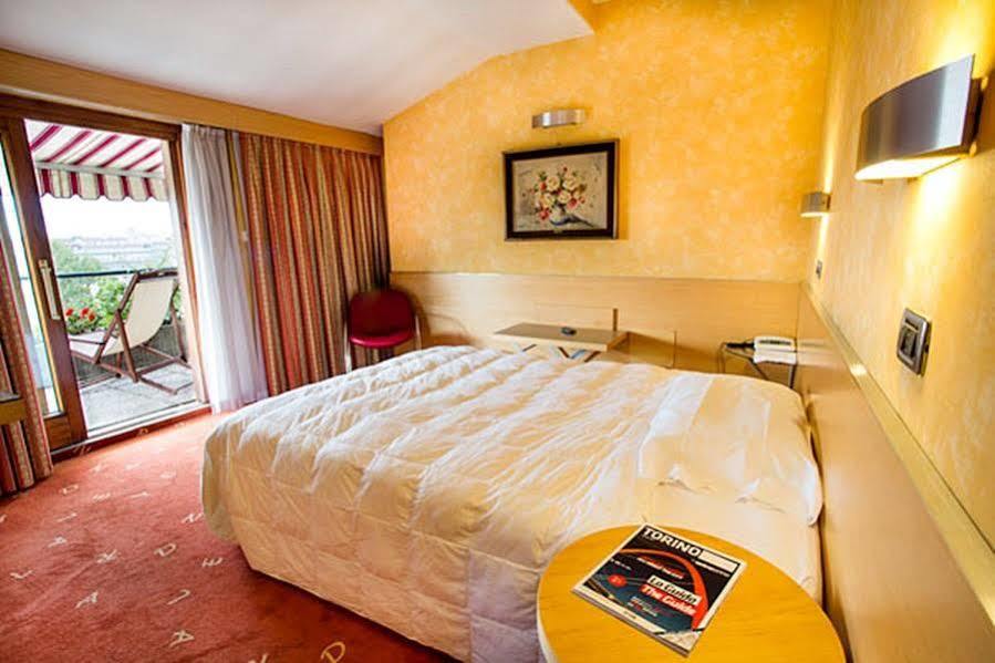 Hotel Alexandra Турин Экстерьер фото